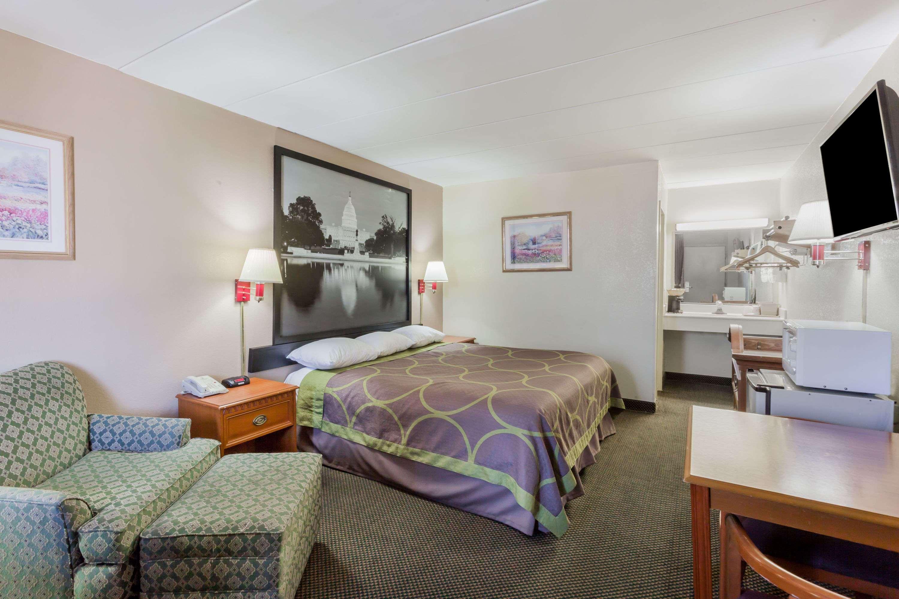 Hotel Super 8 By Wyndham Manassas Exterior foto